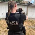 Un chiot de quelques semaines saisi !